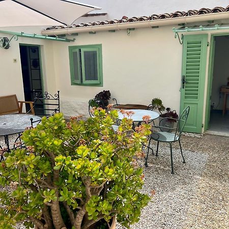 אנטיב Hotel Le Ponteil מראה חיצוני תמונה