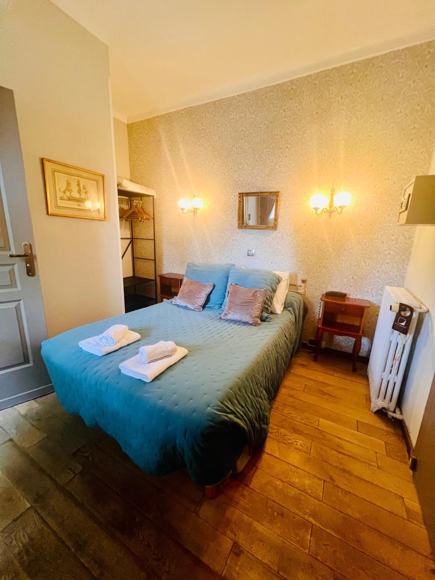 אנטיב Hotel Le Ponteil מראה חיצוני תמונה