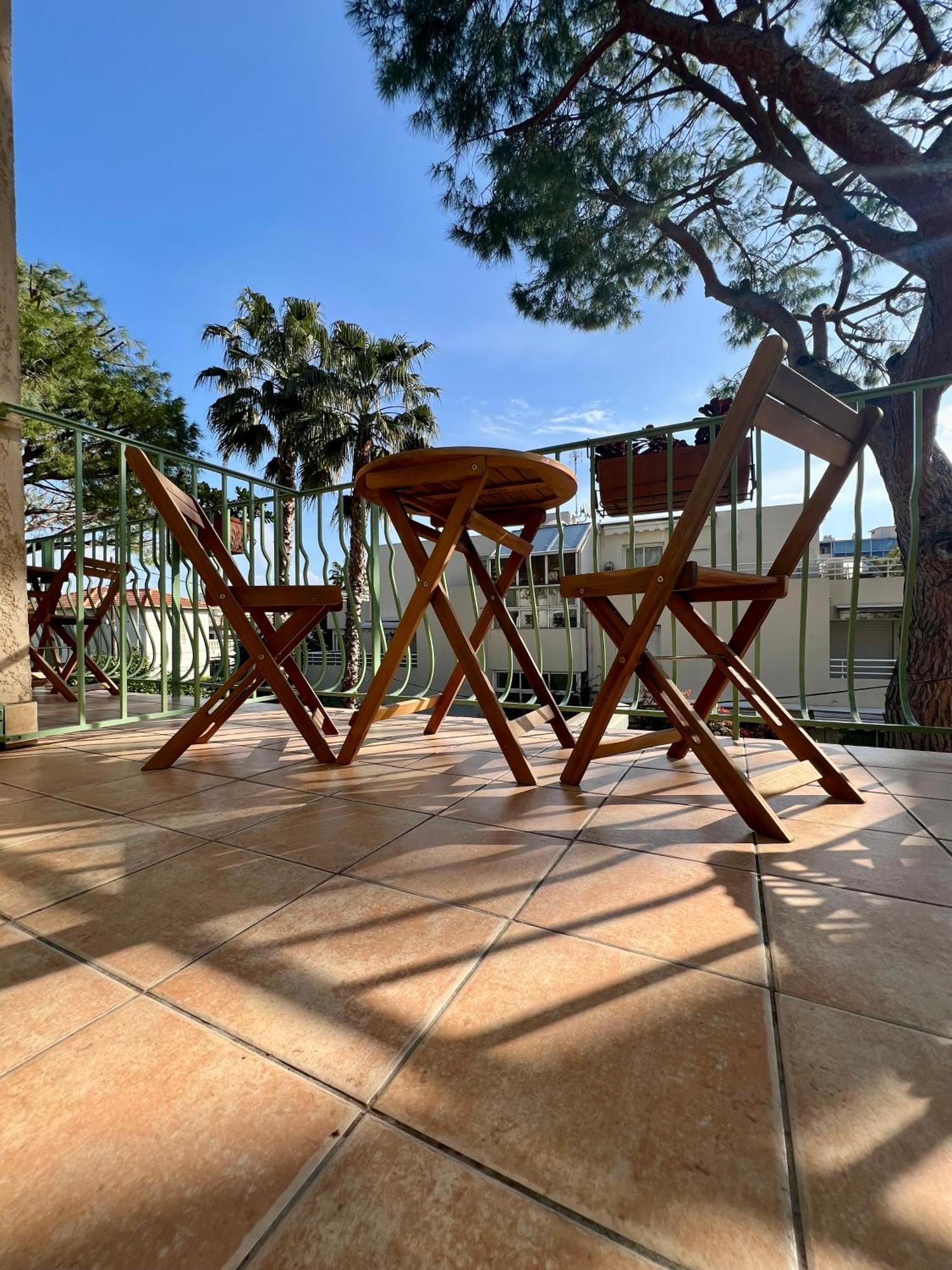 אנטיב Hotel Le Ponteil מראה חיצוני תמונה